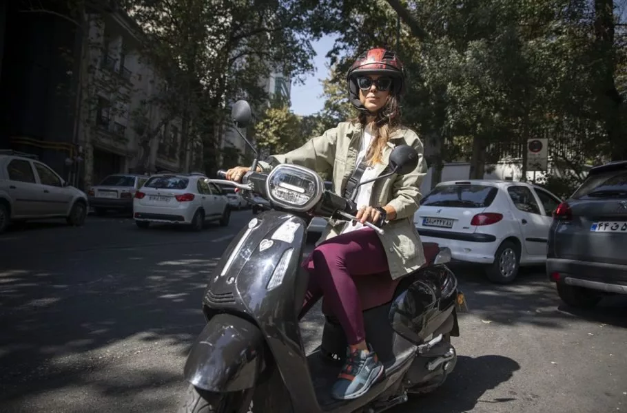 شروع صدور گواهینامه موتورسیکلت برای بانوان بهزودی