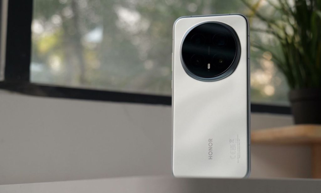 ۴. آنر مجیک ۸ پرو (Honor Magic 8 Pro)؛ پرچمدار همه‌فن‌حریف