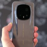 لوکسِ بی‌رقیب از راه رسید؛ آنباکسینگ و نگاه اول به آنر Magic8 RSR پورشه دیزاین