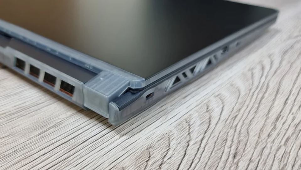 ۵ مشکل رایج لپتاپهای HP که کاربران بیشترین شکایت را از آن دارند 4 لق شدن، صدا دادن و شکستگی لولاها (Hinge Failures)