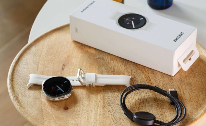 بررسی اولیه سامسونگ Galaxy Watch9 در دفتر تحریریه؛ ارزیابی ساعت هوشمند جدید سامسونگ