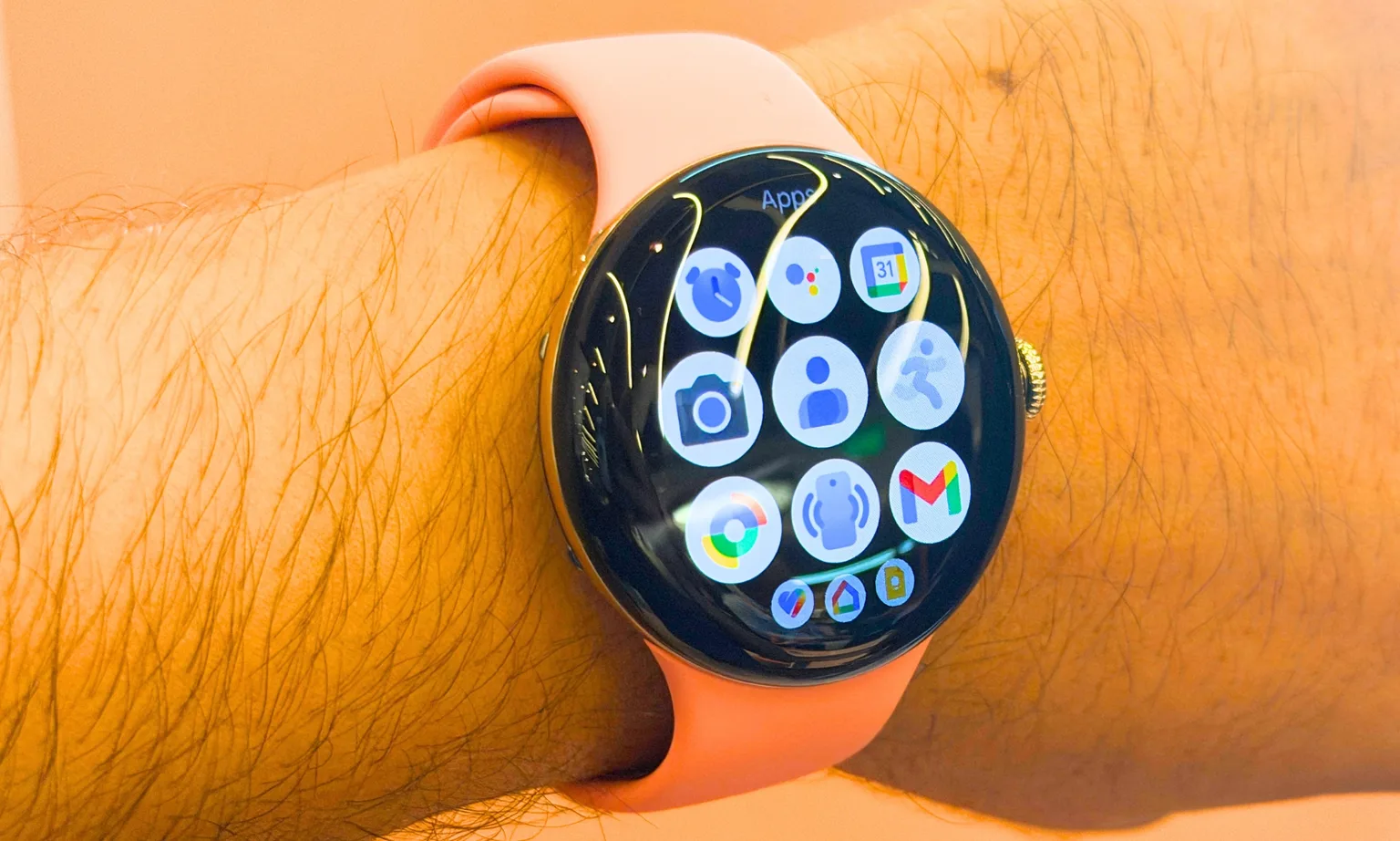 نبرد بزرگ ساعتهای هوشمند ۲۰۲۶؛ Pixel Watch 5، Galaxy Watch 9 و Apple Watch Series 11 در برابر یکدیگر 2 مقایسه جامع Pixel Watch 5، Galaxy Watch 9 و Apple Watch Series 11؛ رقابت سه غول پوشیدنی در مسیر سلامت هوشمند