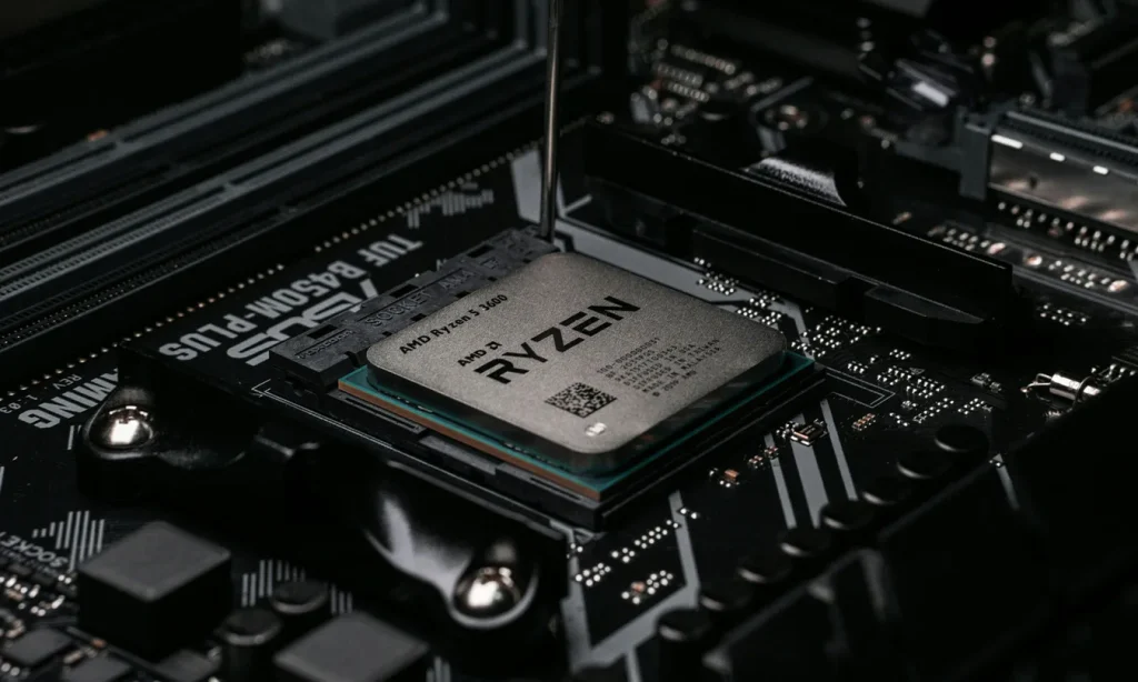 محققان MIT از حمله جدید Spectre پرده برداشتند؛ دور زدن مکانیزم&zwnj;های امنیتی CPUهای اینتل و AMD