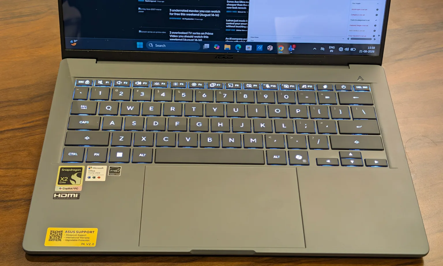بررسی ASUS Zenbook A14؛ آیا سبکترین رقیب ویندوزی مکبوک ایر از راه رسیده است 5 نقاط قوت و ضعف Zenbook A14