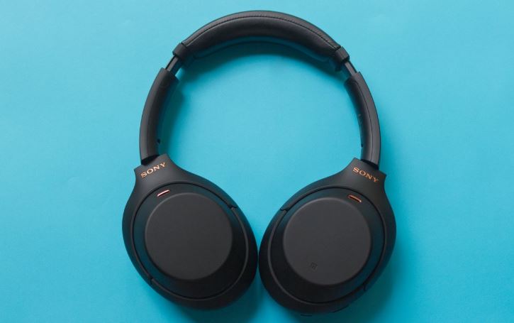 سونی هدفون قدیمی اما محبوبش را احیا کرد؛ معرفی WH-1000XM4C با قیمت رقابتی