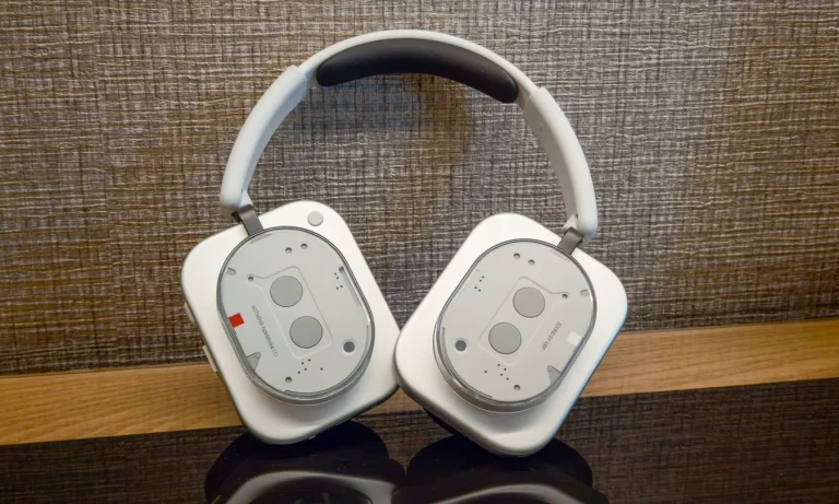 Nothing Headphone (1) Pro لو رفت؛ هدفون پرچمدار ناتینگ با سه درایور در هر گوشی