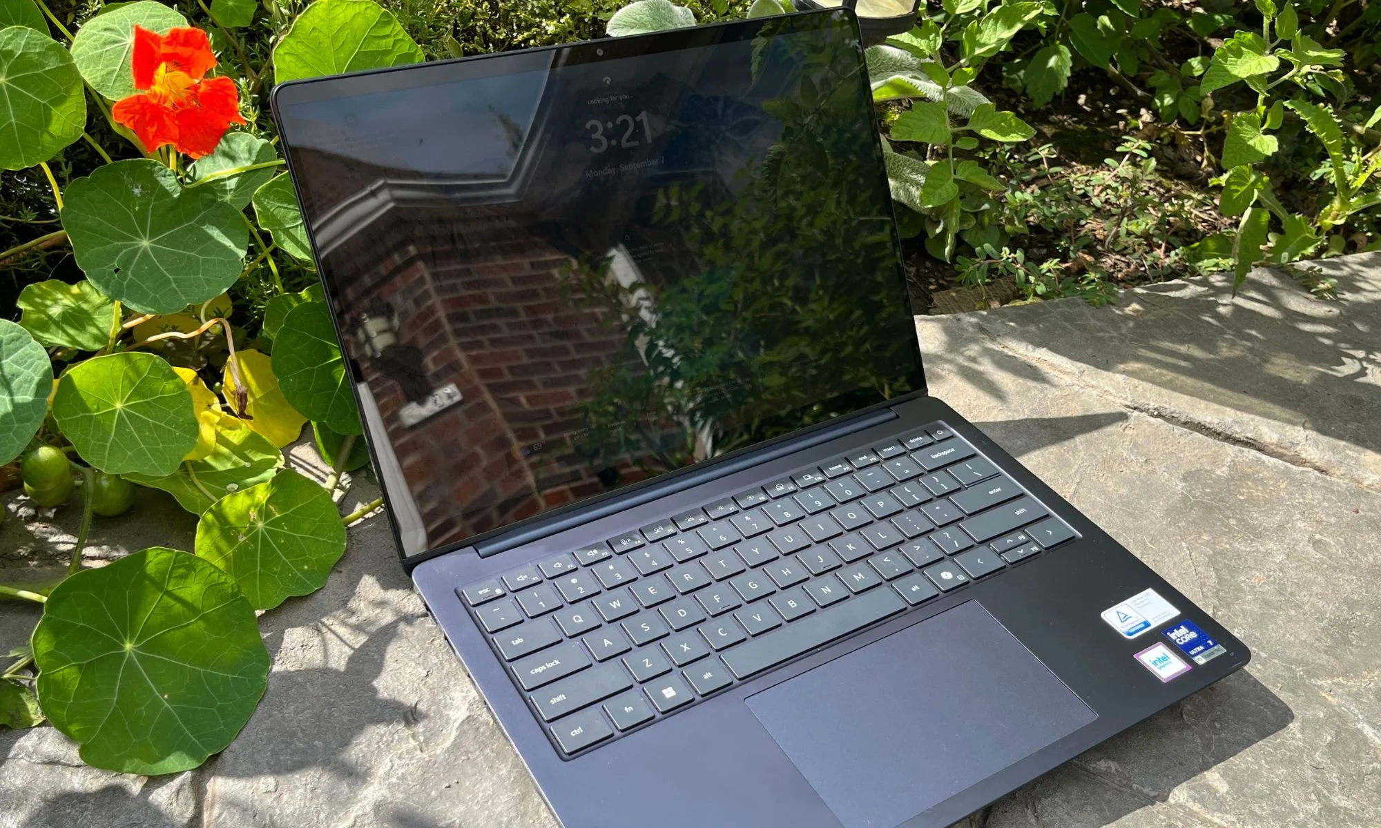 بررسی کامل لپتاپ Dell 14S؛ طراحی جذاب، عملکرد قابلقبول و چند نقطهضعف مهم 12 ارزش خرید؛ آیا دل 14S را بخریم؟
