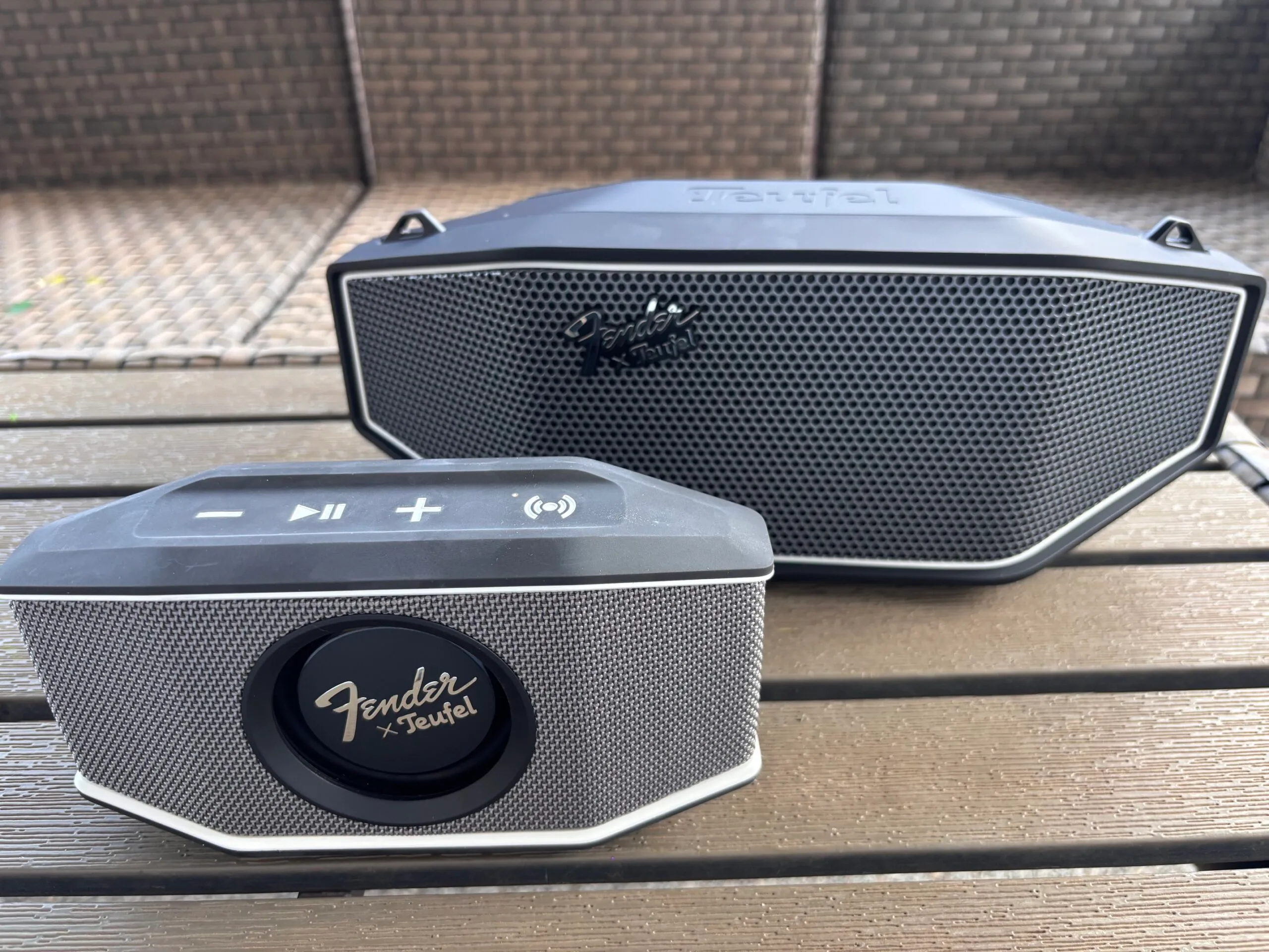 Fender و Teufel با همکاری یکدیگر اسپیکرهای قابلحمل جدیدی معرفی کردند 1 کدام اسپیکر Fender x Teufel مناسبتر است؟