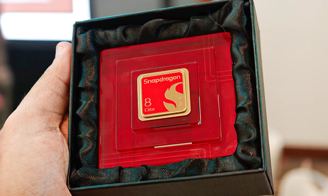 کوالکام شایعه داغ‌شدن تراشه Snapdragon 8 Elite Extreme Gen 6 را تکذیب کرد
