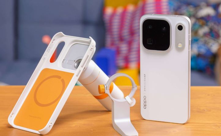 بررسی اولیه تلهکانورتر هاسلبلاد برای Oppo Find X10 Pro Max؛ زوم اپتیکال بیش از ۶ برابر 2 طراحی نارنجی هاسلبلاد و قاب قابلاستفاده برای استفاده روزمره